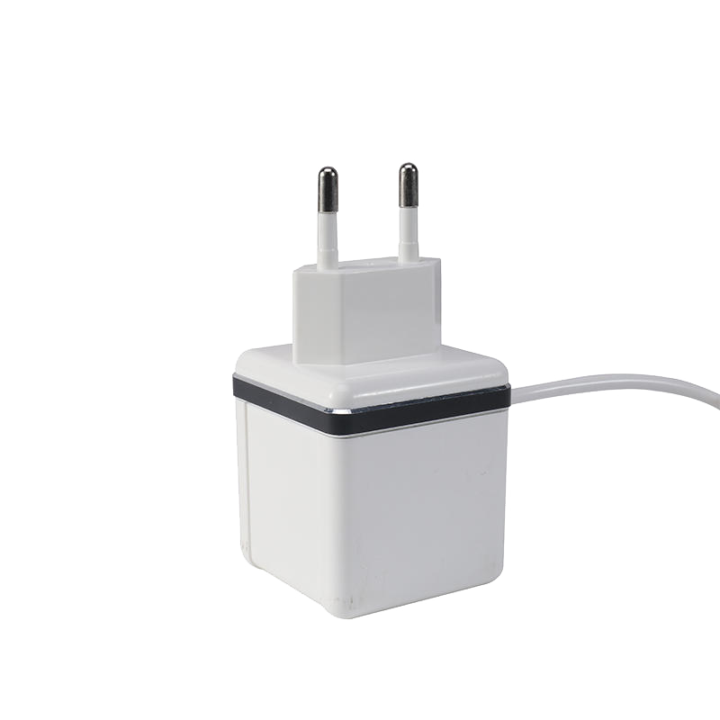 B061 2.4A USB CHARGER WITH ATTACHED CABLE